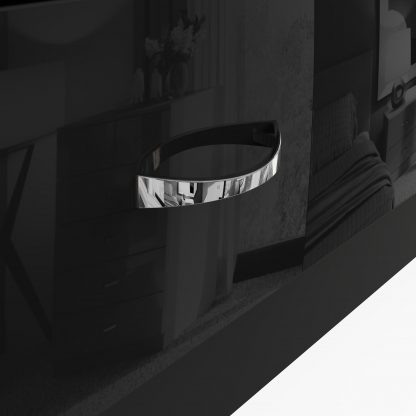 Chilton black gloss 5 drawer chest handle detail